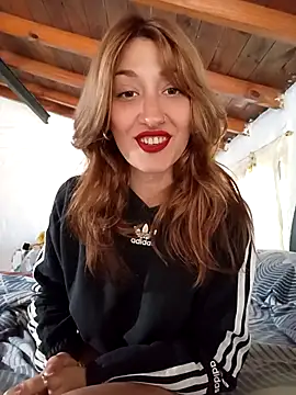 Viudanegraa online show from September 2025 12:05:01 PM