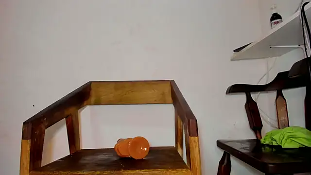 Snapshot of Aniilethebonny chatting on January 2025 03:25:02 AM Aniilethebonny online show from January 2025 03:25:02 AM