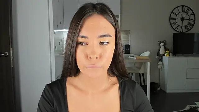 nilliluv online show from November 2025 09:54:02 AM