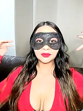 Snapshot of Ursa_sexy chatting on February 2025 07:59:02 AM Ursa sexy online show from February 2025 07:59:02 AM