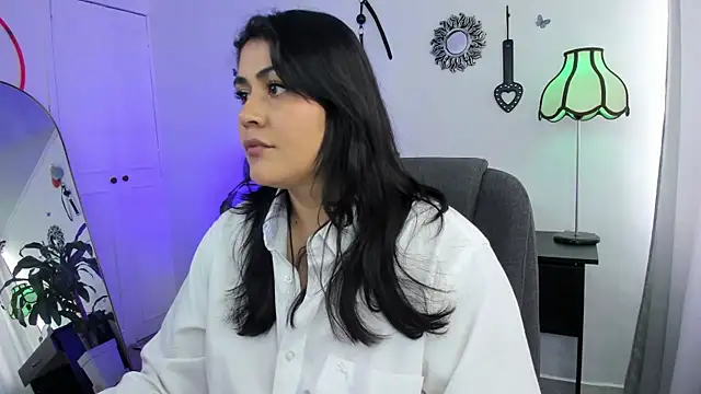 Snapshot of GretaX-X chatting on September 2025 08:08:01 PM GretaX-X online show from September 2025 08:08:01 PM