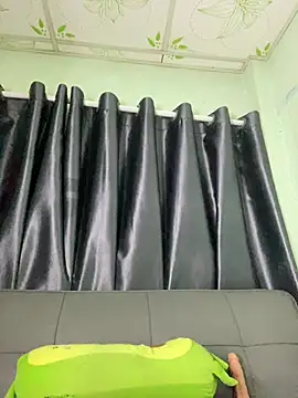 Snapshot of Ly_Coca24 chatting on January 2026 07:17:01 PM Ly Coca24 online show from January 2026 07:17:01 PM