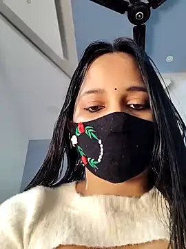 Snapshot of Varnika_aarora chatting on January 2025 07:52:02 AM Varnika aarora online show from January 2025 07:52:02 AM