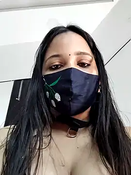 Snapshot of Varnika_aarora chatting on January 2025 08:29:01 AM Varnika aarora online show from January 2025 08:29:01 AM