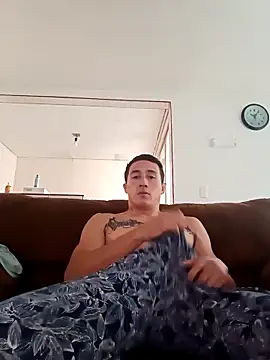 Snapshot of duromelopones chatting on March 2026 03:40:01 PM duromelopones online show from March 2026 03:40:01 PM