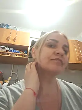 Malichkaanna30 online show from March 2026 04:35:01 PM