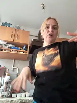 Malichkaanna30 online show from March 2026 03:27:01 PM