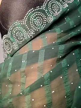 Snapshot of Raat_ki_rani_ chatting on February 2025 10:31:02 AM Raat ki rani  online show from February 2025 10:31:02 AM