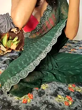 Snapshot of Raat_ki_rani_ chatting on February 2025 05:55:01 AM Raat ki rani  online show from February 2025 05:55:01 AM