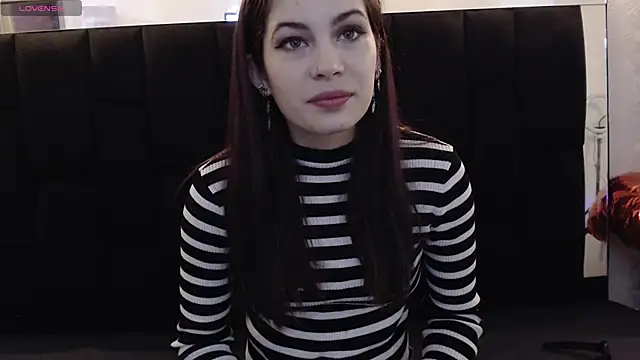  yuyi online show from February 2025 11:33:01 AM