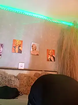 nahiarapalmer19 online show from January 2025 11:29:01 PM