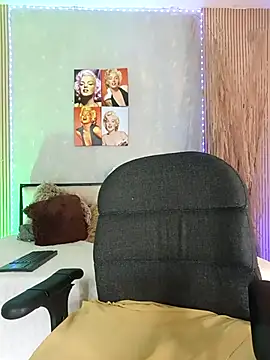 Snapshot of nahiarapalmer19 chatting on March 2026 03:29:01 PM nahiarapalmer19 online show from March 2026 03:29:01 PM