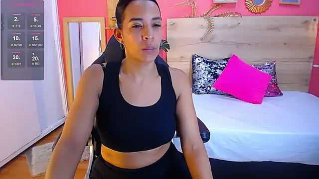 scarlet-foox online show from March 2025 12:33:02 PM