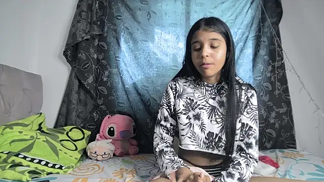 Michi sexy online show from December 2024 05:55:01 PM