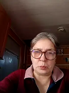 Snapshot of IrinaSweet54 chatting on January 2025 08:20:02 AM IrinaSweet54 online show from January 2025 08:20:02 AM