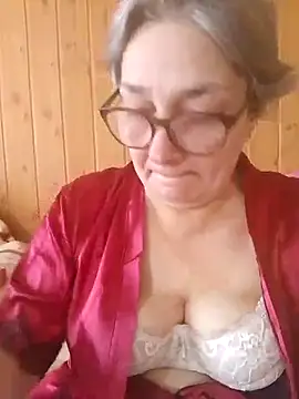 Snapshot of IrinaSweet54 chatting on February 2025 07:34:02 AM IrinaSweet54 online show from February 2025 07:34:02 AM