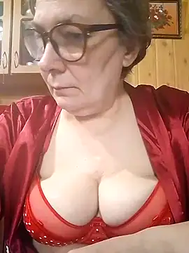 Snapshot of IrinaSweet54 chatting on March 2025 03:59:02 PM IrinaSweet54 online show from March 2025 03:59:02 PM