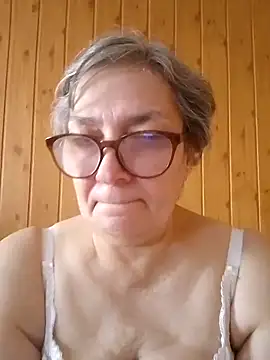 Snapshot of IrinaSweet54 chatting on March 2025 10:40:02 AM IrinaSweet54 online show from March 2025 10:40:02 AM