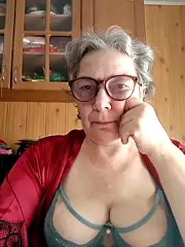 Snapshot of IrinaSweet54 chatting on October 2025 08:18:02 AM IrinaSweet54 online show from October 2025 08:18:02 AM