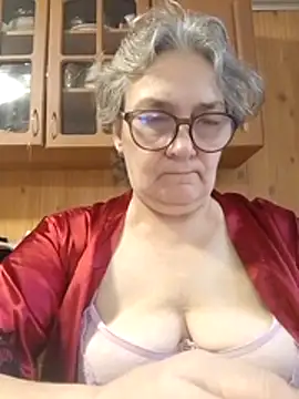 Snapshot of IrinaSweet54 chatting on November 2025 07:54:01 AM IrinaSweet54 online show from November 2025 07:54:01 AM