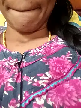 Ambika01 online show from November 2025 01:11:01 PM