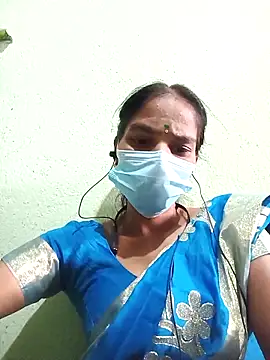 anusiya01 online show from November 2025 09:31:01 AM