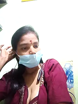 anusiya01 online show from November 2025 04:20:02 PM