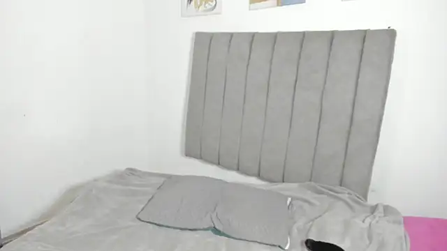 sarah  bigboobs online show from October 2025 07:07:02 AM