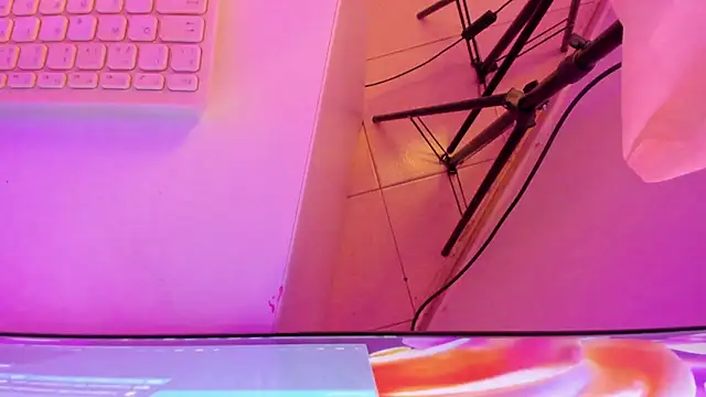 Snapshot of sarah__bigboobs chatting on February 2026 03:22:02 AM sarah bigboobs online show from February 2026 03:22:02 AM