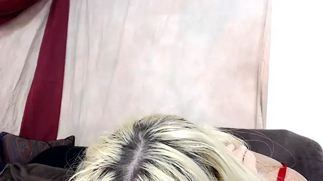 Snapshot of Jean_Saint_Sin chatting on November 2025 06:36:01 AM Jean Saint Sin online show from November 2025 06:36:01 AM