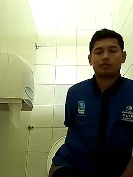 Snapshot of mateoliamcorea chatting on April 2026 12:02:01 PM mateoliamcorea online show from April 2026 12:02:01 PM