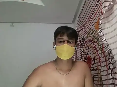 Snapshot of brownguy1234 chatting on December 2024 05:43:02 PM brownguy1234 online show from December 2024 05:43:02 PM