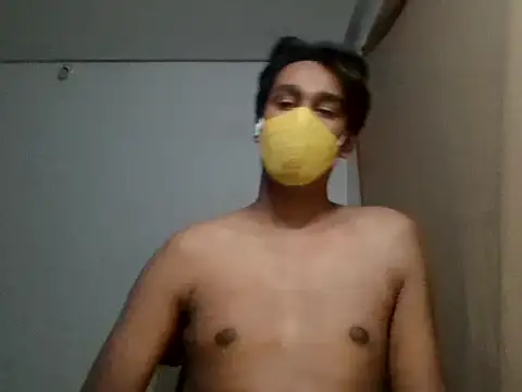 Snapshot of brownguy1234 chatting on February 2025 01:42:02 PM brownguy1234 online show from February 2025 01:42:02 PM