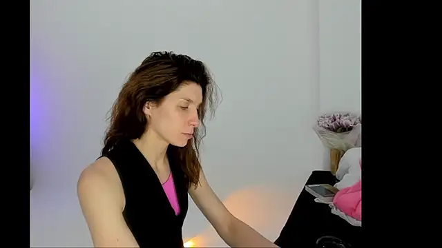 YourSuperModel online show from March 2026 02:11:02 PM