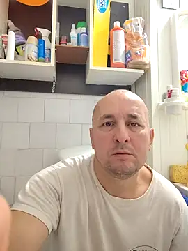 intx800 online show from December 2024 03:25:02 AM