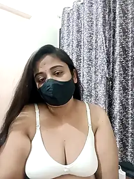 Snapshot of DIZZLING_DIVA chatting on January 2025 10:51:01 PM DIZZLING DIVA online show from January 2025 10:51:01 PM