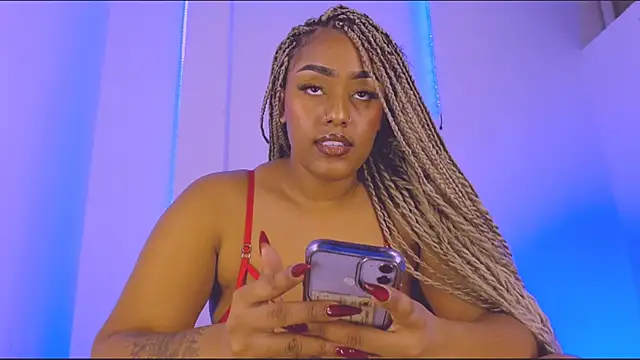 Snapshot of Emily_Williams12 chatting on April 2026 04:50:02 AM Emily Williams12 online show from April 2026 04:50:02 AM