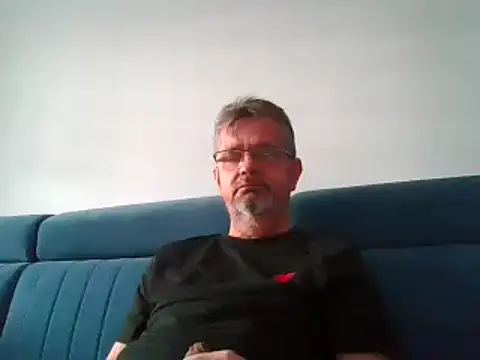 axecoman60 online show from February 2025 07:04:02 AM