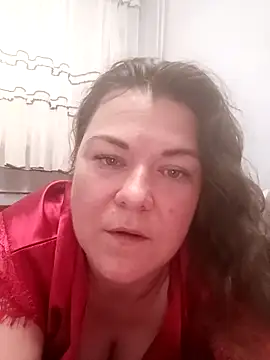 Snapshot of LunikaLunaX chatting on June 2026 05:26:01 PM LunikaLunaX online show from June 2026 05:26:01 PM