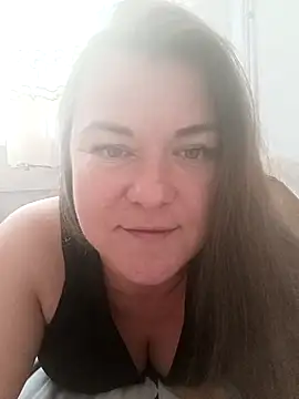 Snapshot of LunikaLunaX chatting on August 2026 05:11:02 PM LunikaLunaX online show from August 2026 05:11:02 PM