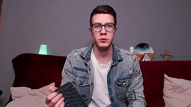 Snapshot of Chris_Brien chatting on February 2025 09:41:02 PM Chris Brien online show from February 2025 09:41:02 PM