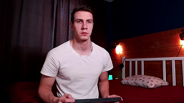 Snapshot of Chris_Brien chatting on February 2025 05:45:02 AM Chris Brien online show from February 2025 05:45:02 AM