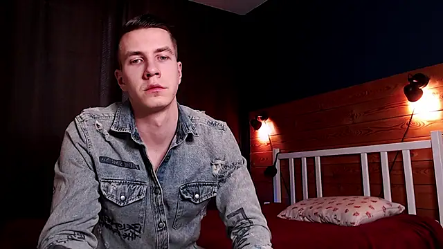 Snapshot of Chris_Brien chatting on March 2025 05:14:02 AM Chris Brien online show from March 2025 05:14:02 AM