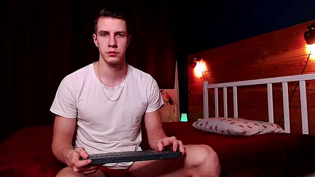 Snapshot of Chris_Brien chatting on March 2025 08:37:02 PM Chris Brien online show from March 2025 08:37:02 PM