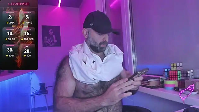 MAGABEAR077 online show from September 2025 01:38:02 PM