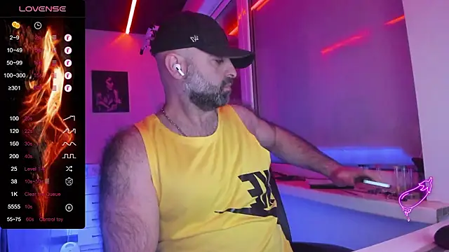 MAGABEAR077 online show from March 2026 11:31:01 PM