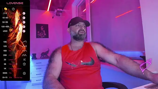 Snapshot of MAGABEAR077 chatting on June 2026 04:11:02 PM MAGABEAR077 online show from June 2026 04:11:02 PM