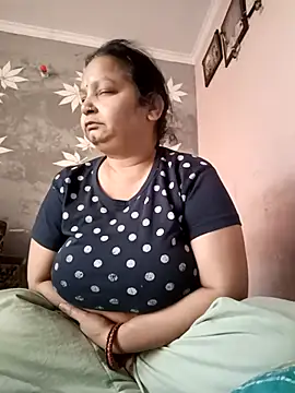 Snapshot of Kavya_kapoor chatting on March 2025 01:53:02 AM Kavya kapoor online show from March 2025 01:53:02 AM