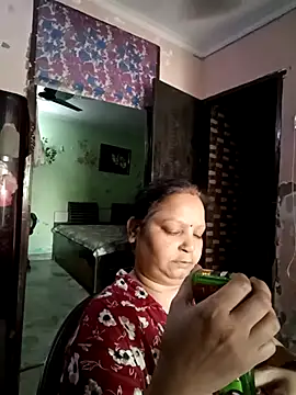 Kavya kapoor online show from April 2026 02:11:01 AM