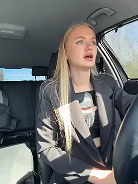 Snapshot of Devill_Angel_ chatting on April 2026 10:57:01 AM Devill Angel online show from April 2026 10:57:01 AM